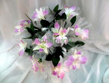 Букет невесты из орхидей «Счастливый»