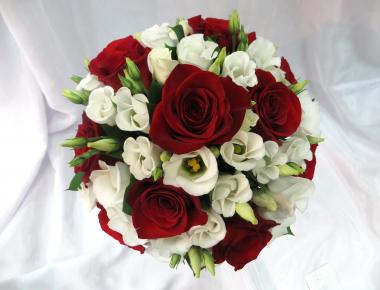 Букет невесты «Шар белый с красным»
