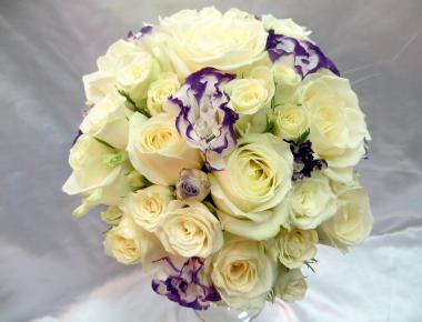 Свадебный букет из роз «Небесный»