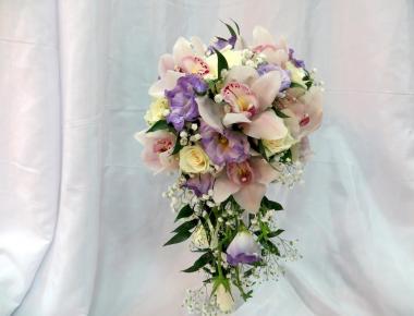 Свадебный букет из орхидей «Счастливая капля»