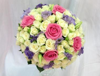 Букет невесты из роз «Брызги радости»