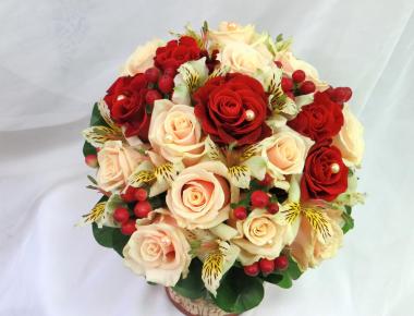 Свадебный букет из роз «Принцесса»