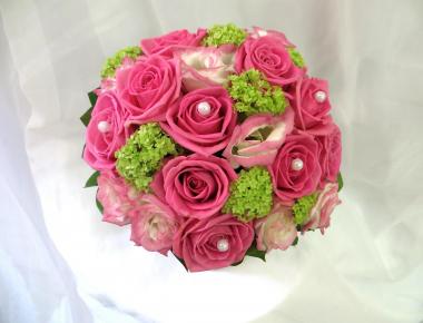 Свадебный букет из роз «Роса на розе 1»