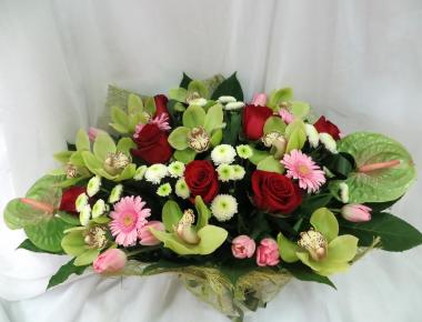 Букет цветов «Поздравляем» - фото