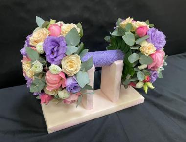 Фигурка из цветов «Штанга»