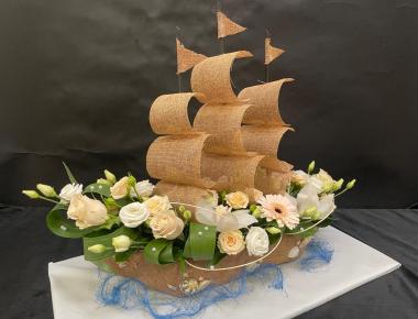 Корабль из цветов «Когда бушует шторм 2»