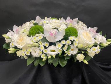 Цветы на ресепшн «Озаряет чудным светом»