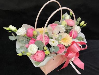Цветы в сумочке «Приятный аромат» 