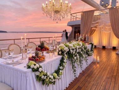 Композиция на свадебный стол «Начало пути» 