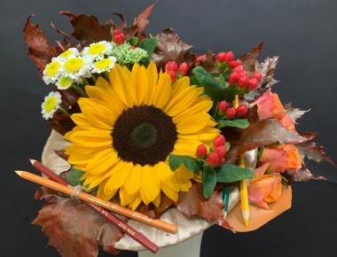 Цветы на день учителя «Осень баловница»