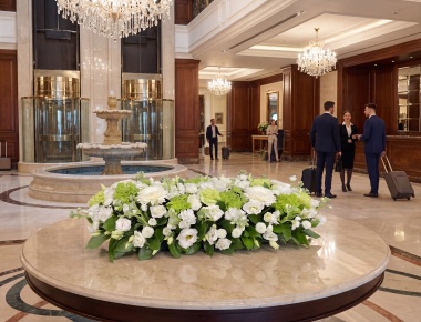 Композиция из живых цветов «Такт и статус» 