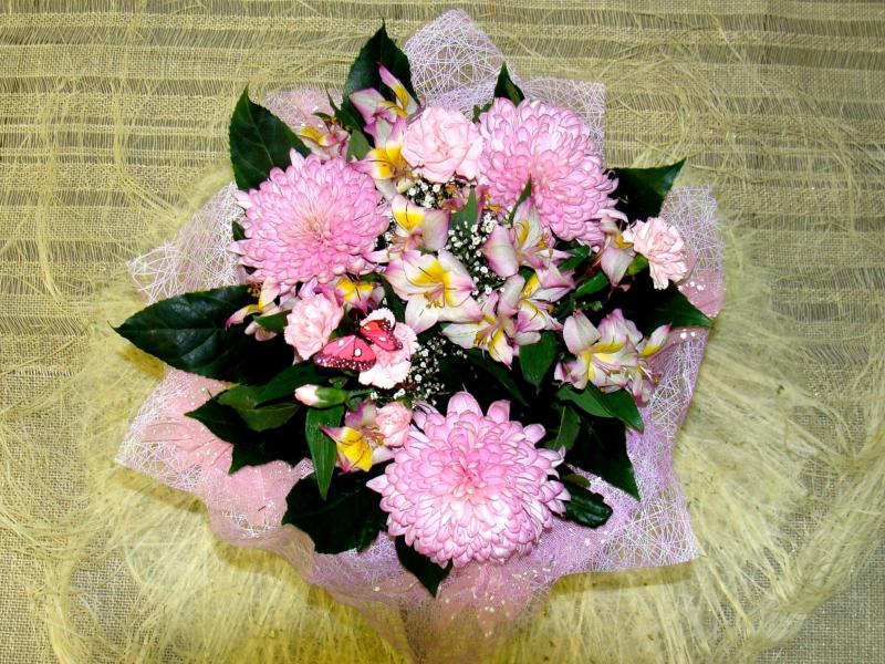 Букет цветов Незнакомка