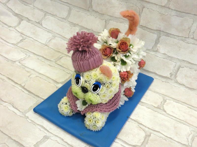 Фигурка из цветов Кошка Муска