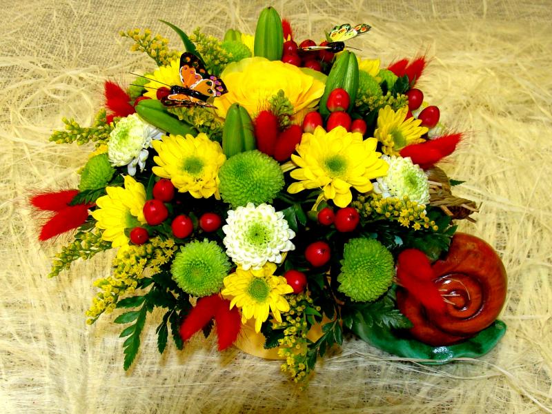 Композиция с цветами Улитка