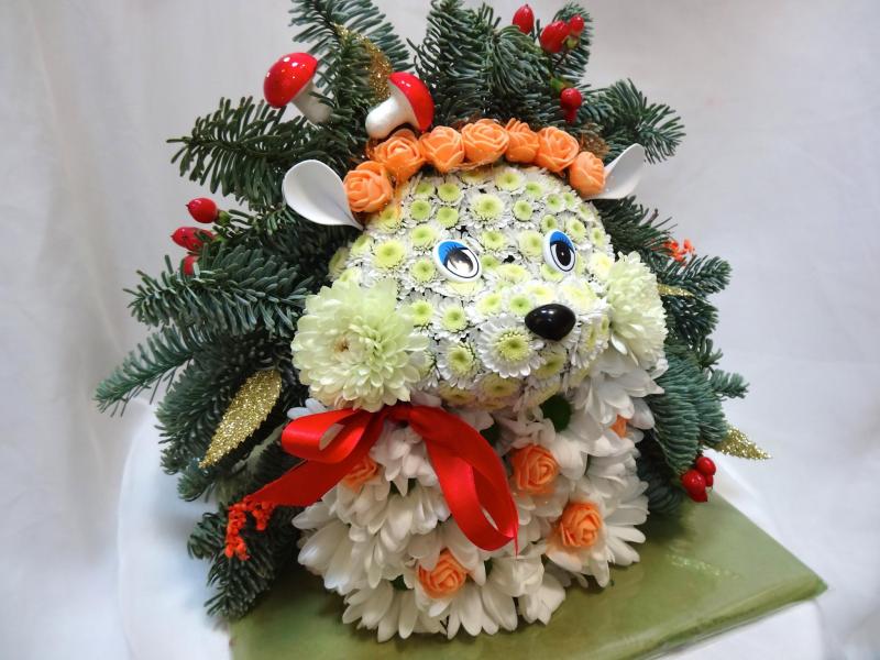 Новогодняя композиция Новогодний ёжик