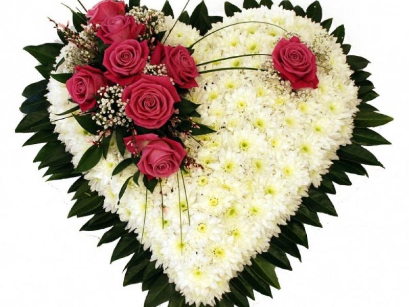 Сердце из цветов на 14 февраля Сердце для тебя!