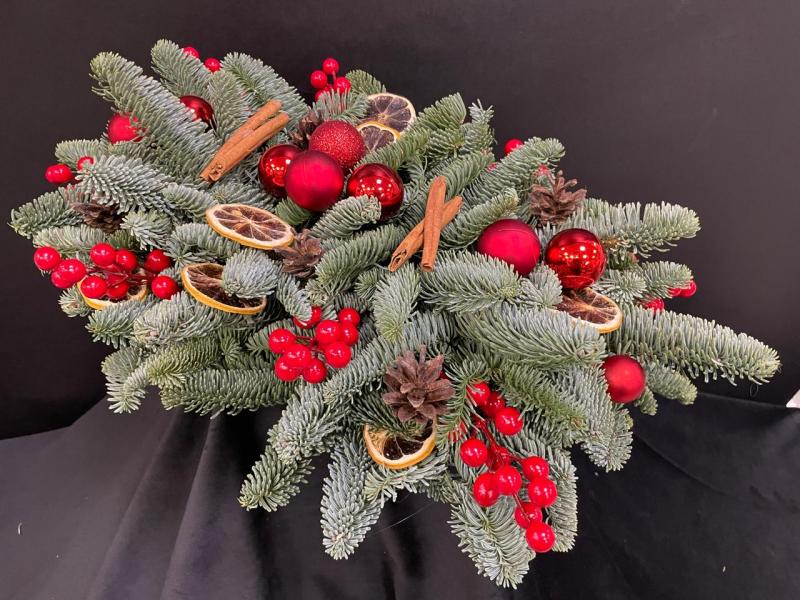 Солнышко мелькнуло 1 Новогодняя композиция из нобилиса 