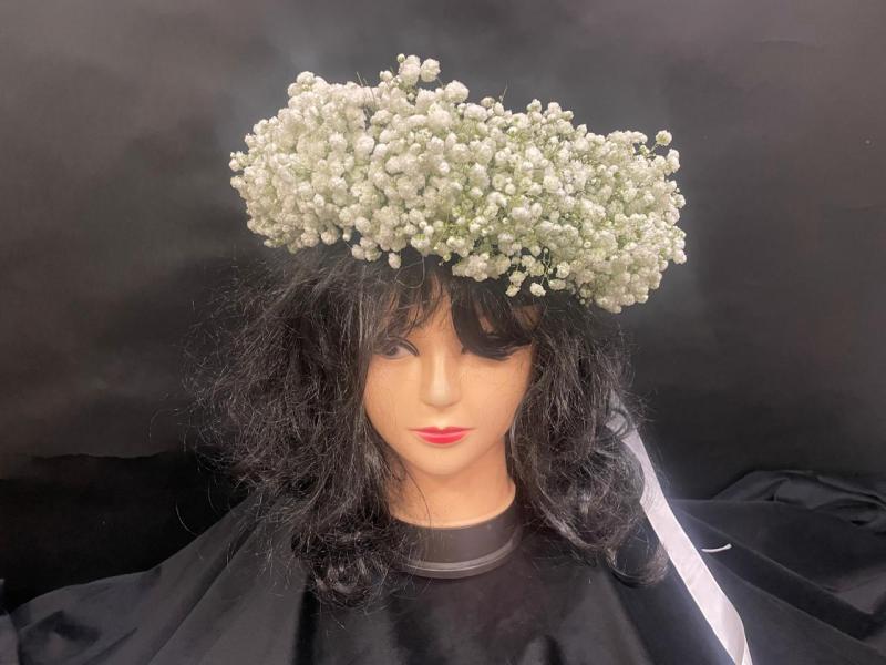 Венок из цветов Белая птица