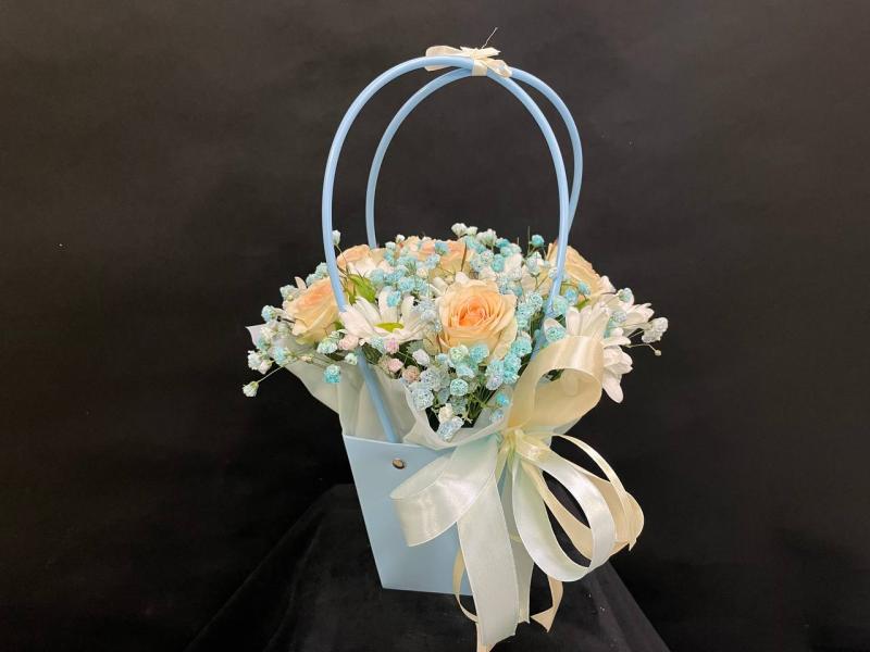 Цветы в коробке Мягкий закат 