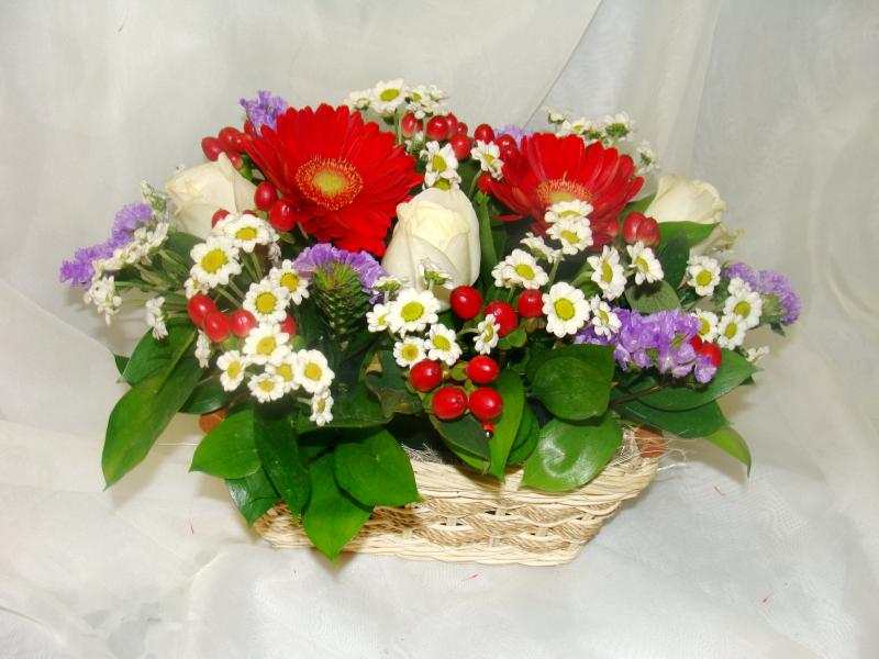 Композиция из живых цветов Радость 1