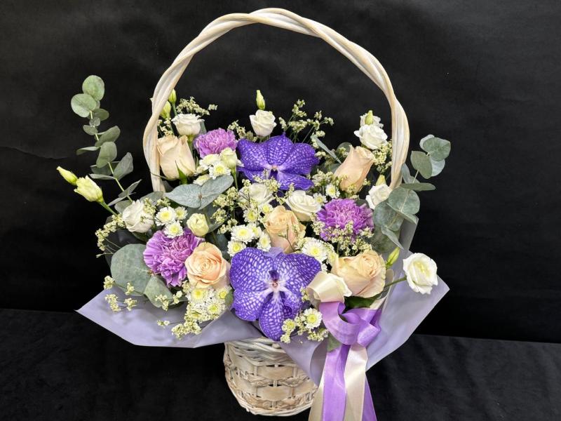 Корзина из цветов Звезды мысли