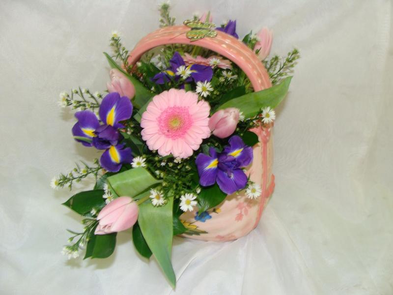 Композиция из цветов Ваза-сумочка 2