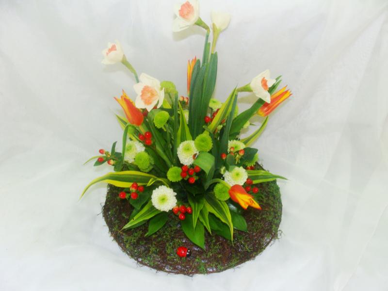 Композиция из цветов Радуга