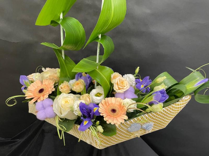 Корабль из цветов Залив 1