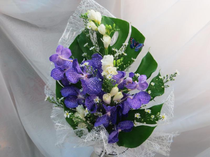 Букет в сиренево-зеленых тонах