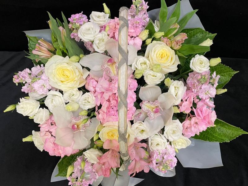 Корзина из цветов Как мимолётна красота