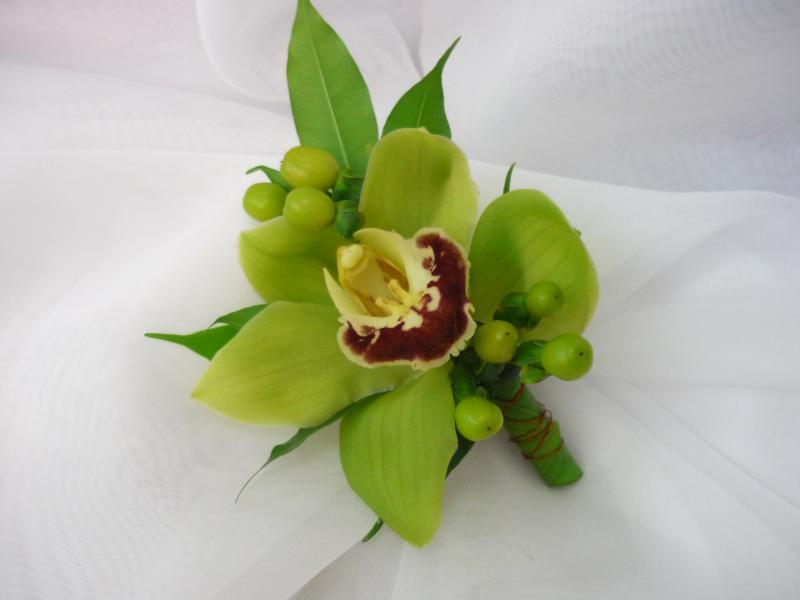 Бутоньерка для жениха Орхидея 1