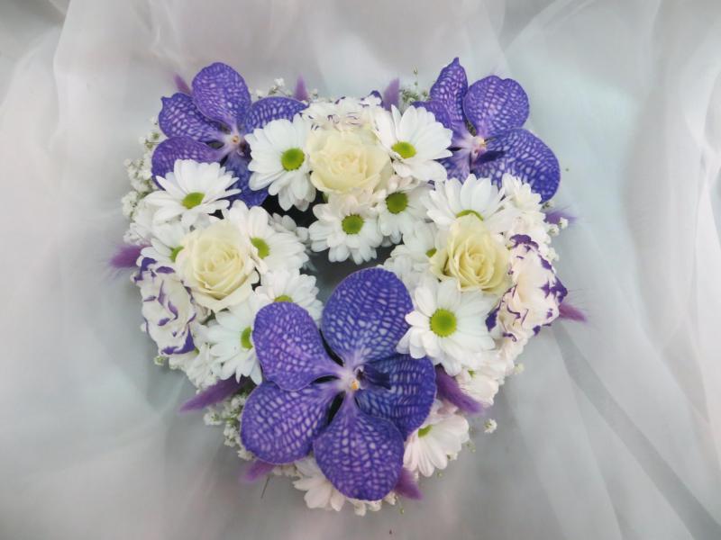 Композиция из цветов Проснись любовь