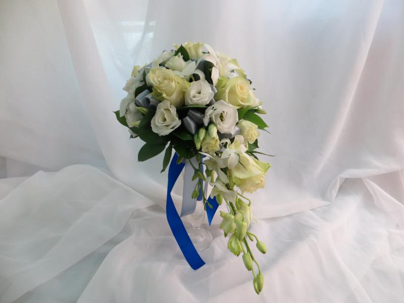 Свадебный букет невесты Белый шарм