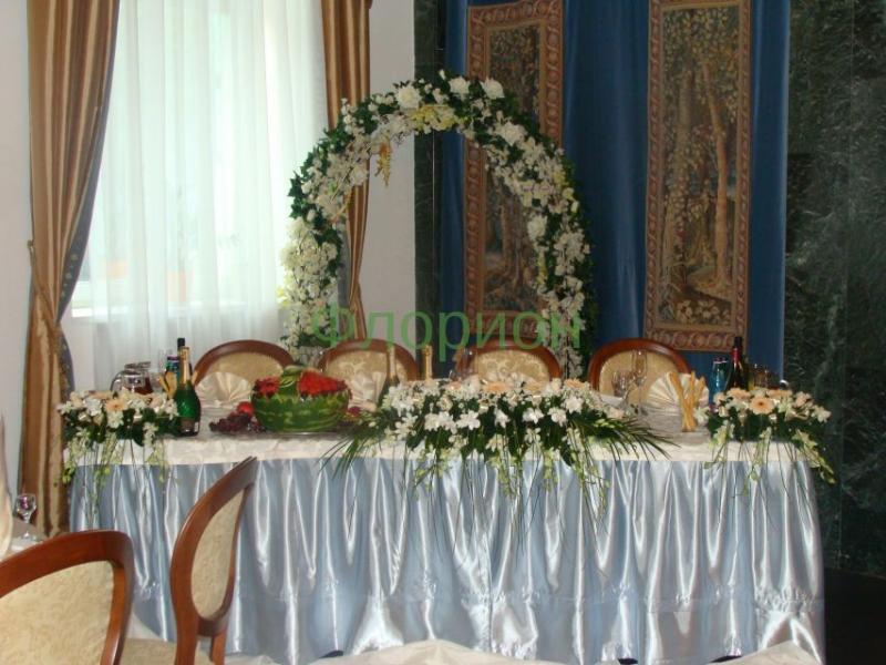 Цветы для оформления свадебного стола Арт Холл