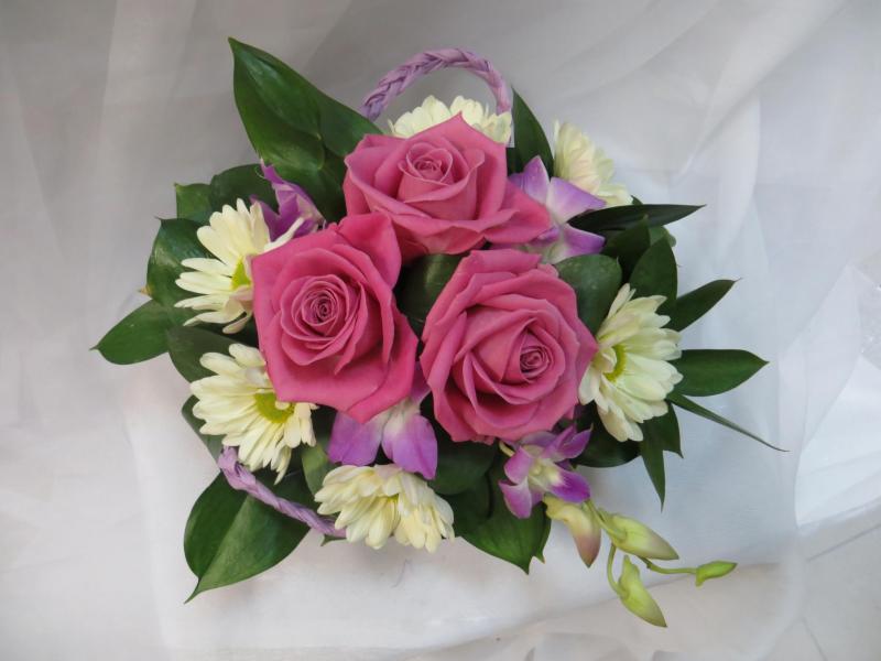 Композиция из цветов Лето в сумочке