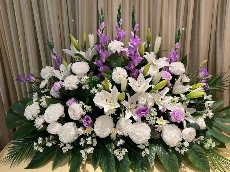 Сиреневая даль Композиция из искусственных цветов