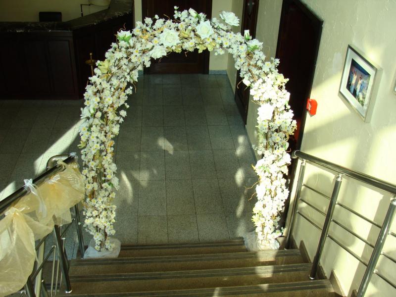 Свадьба. Свадебная арка Белая дуга