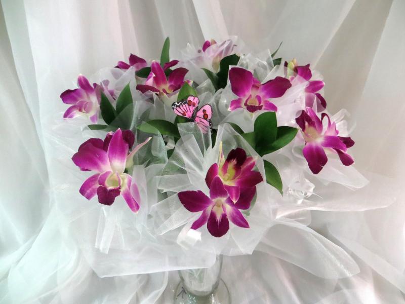 Букет невесты из орхидей Аист