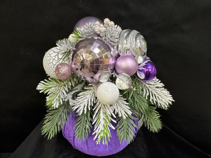 Новогодняя композиция Бархатный шар зимы