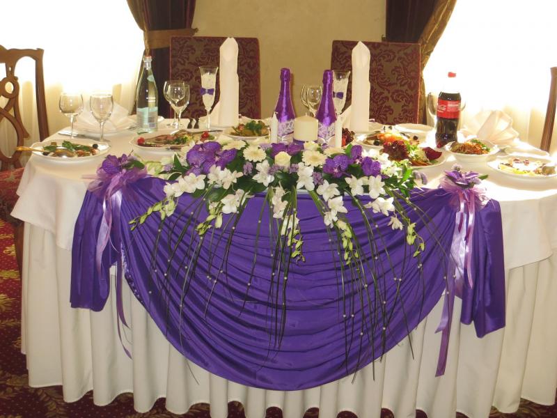 Цветы для оформления свадебного стола Сиреневый цвет