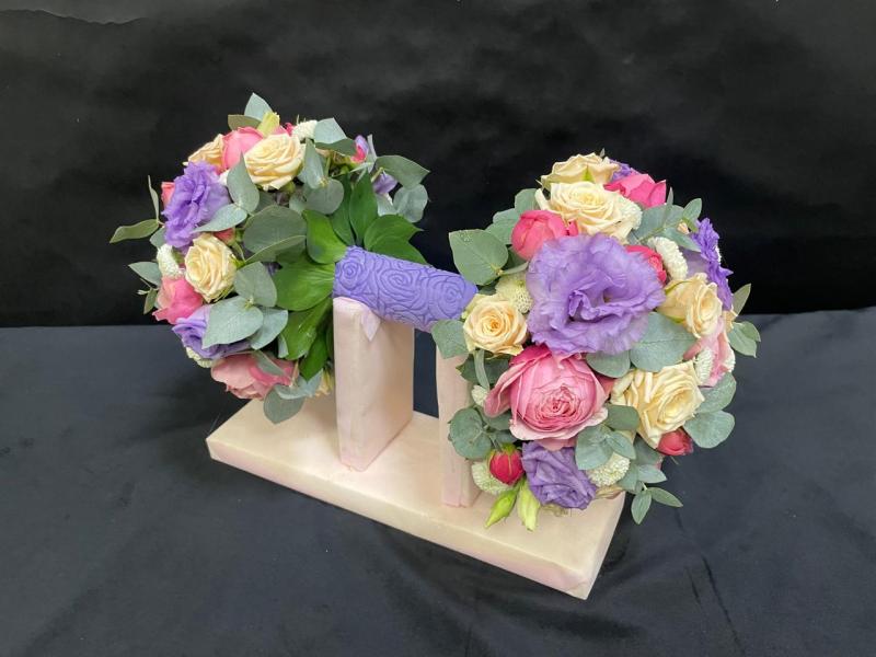 Фигурка из цветов Штанга