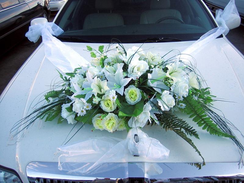 Цветы для  машины на свадьбу Воздушная