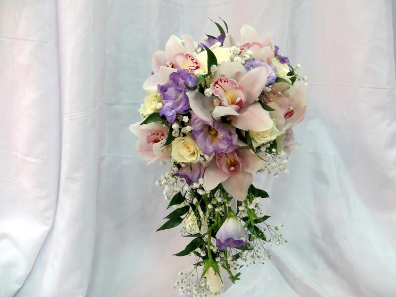 Свадебный букет из орхидей Счастливая капля