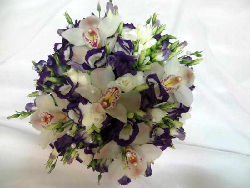 Букет невесты с орхидеями Белые звезды 1