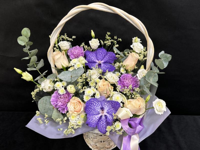 Корзина из цветов Звезды мысли