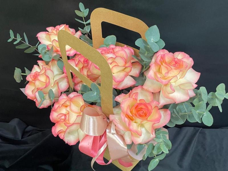 Цветы в сумочке Бархатный цвет 2 