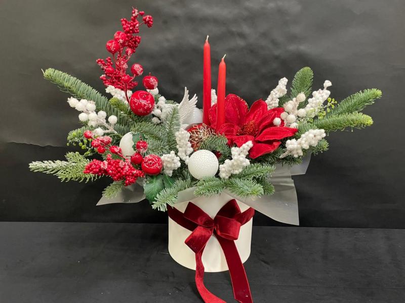 Яркие моменты зимы 1 Композиция из нобилиса живая ель