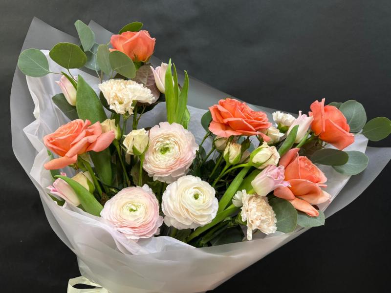  Букет из цветов Янтарь