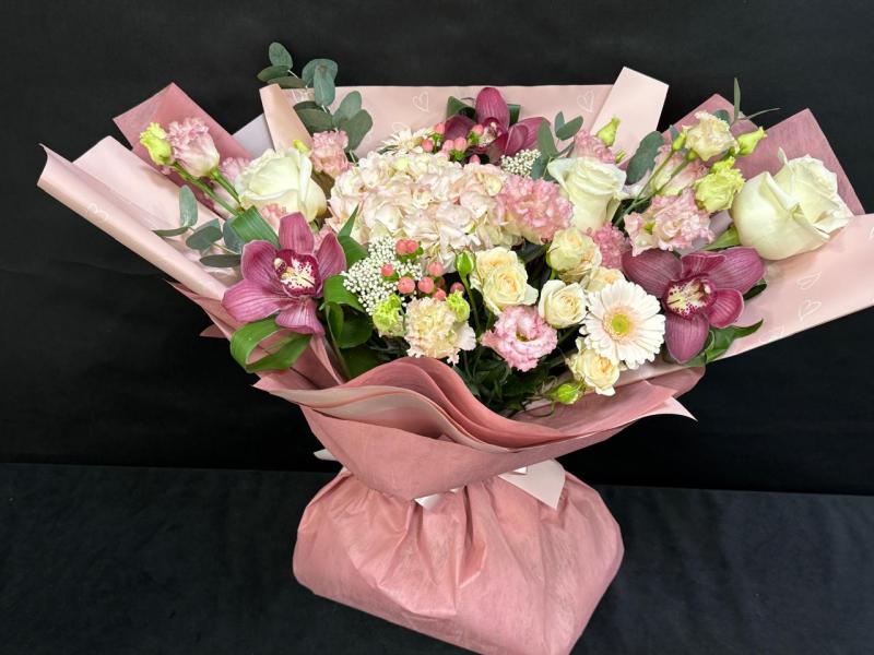  Букет цветов маме Танго для мамы