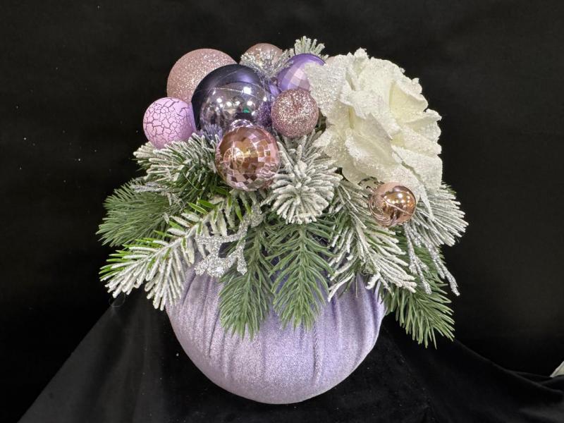 Новогодняя композиция Бархатный шар зимы 1